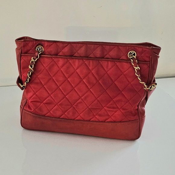 CHANEL Satin Lambskin Chain Shoulder Bag Quilted Ball Charm Gold Hardware - Picture 8 of 16